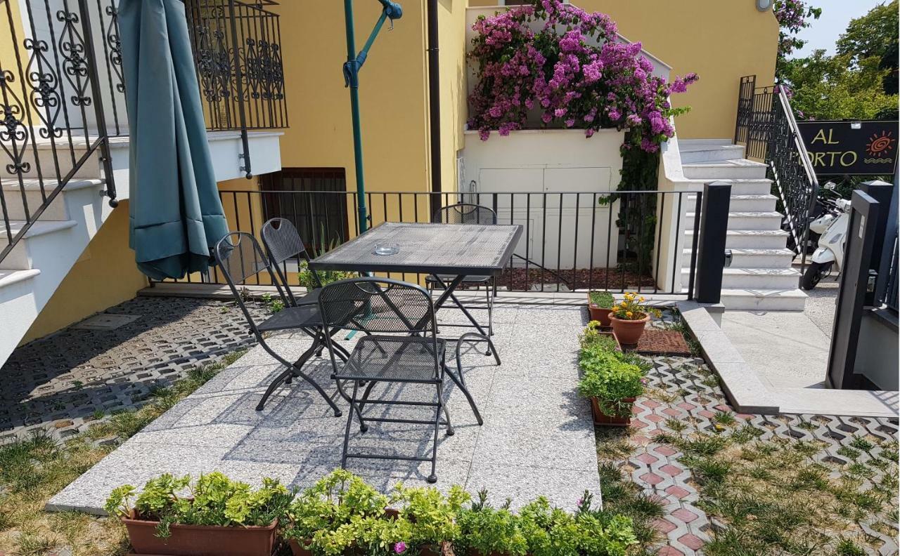 Graziosa Al Porto Villa Moniga del Garda Exteriör bild